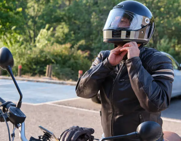 A Comprehensive Guide to New York Motorcycle Helmet Laws